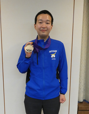 小和田さんメダル写真